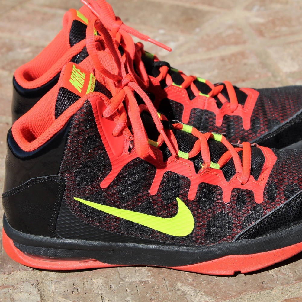 Nike Air without a Doubt Boys Basketball Shoes